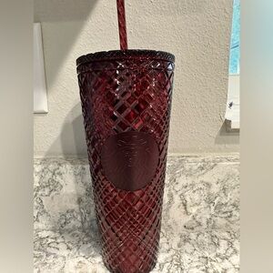 Starbucks cup 24 fl oz. Burgundy
